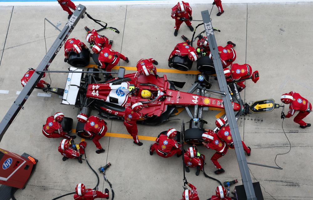 五连胜！中国冰壶男队“壶”力全开 锁定前三剑指米兰冬奥